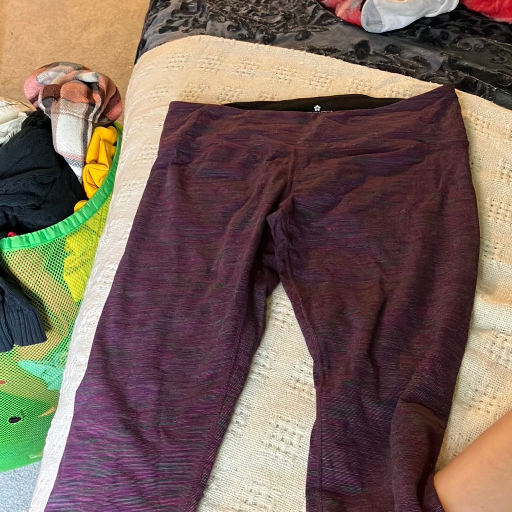 Athletic pants